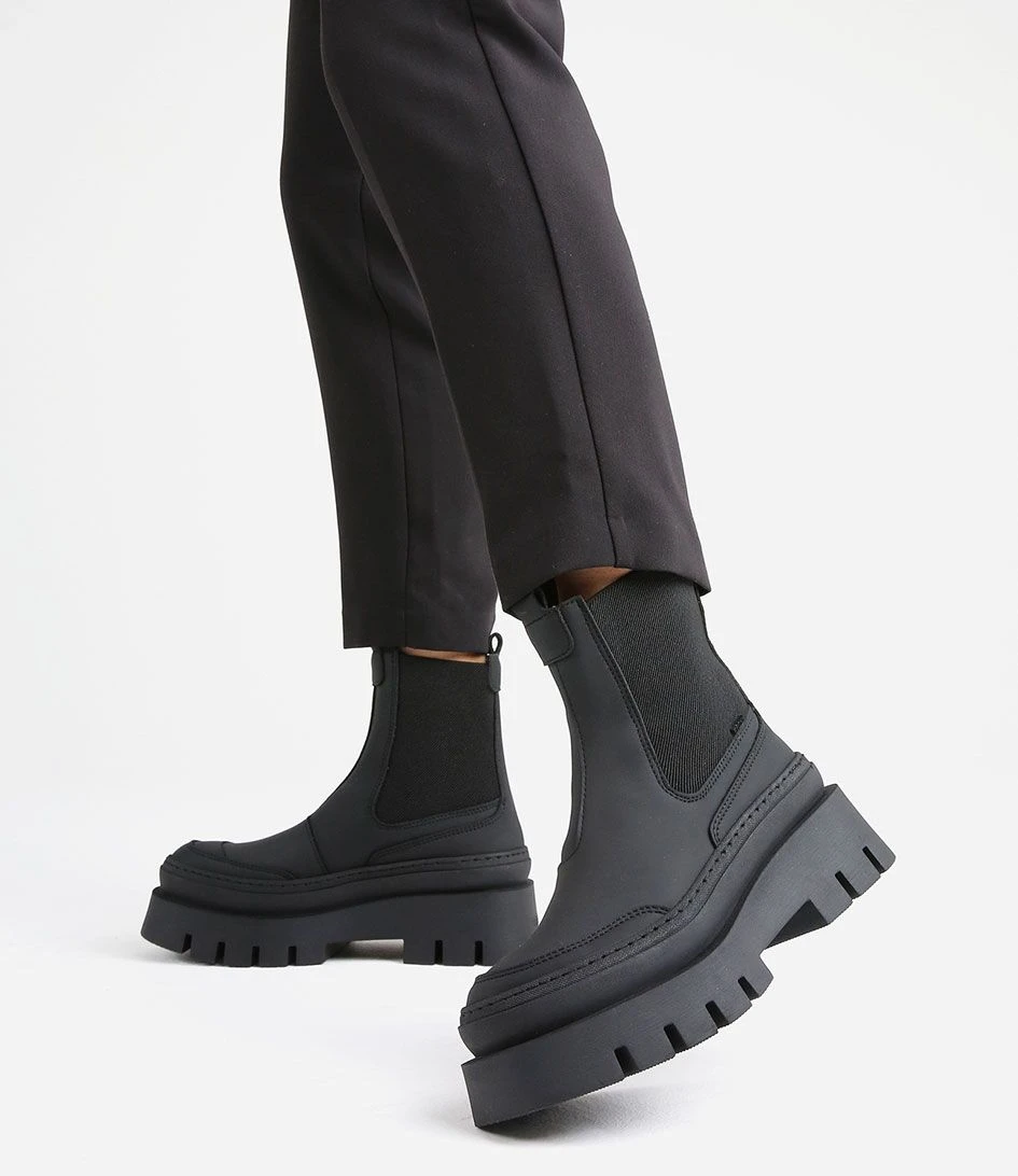 Bronx Evi-Ann Black – Image 2