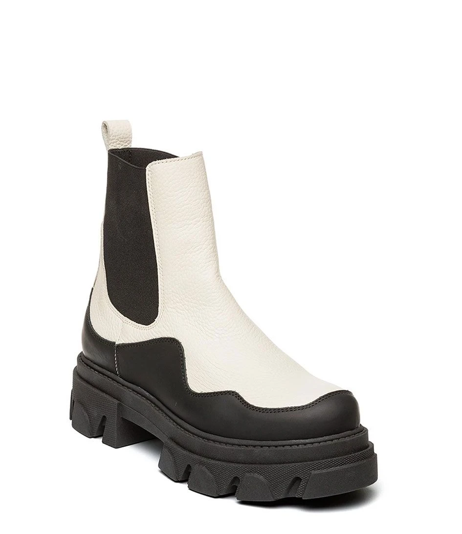 Steve Madden Merilyn Bootie Bone Black â Image 2